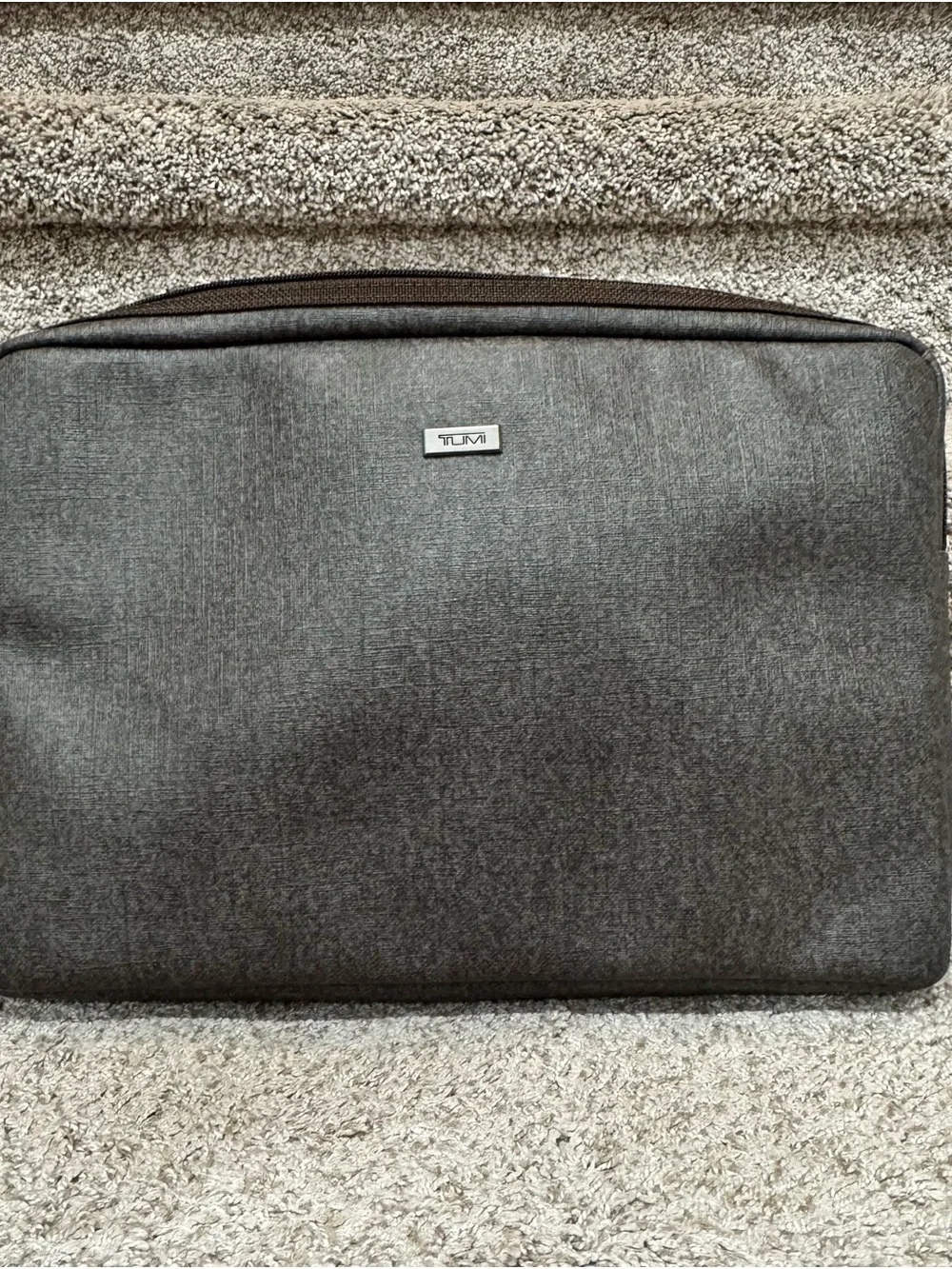 TUMI Executive Laptop Sleeve - Charcoal Gray w black padded interior - 15”x10”
